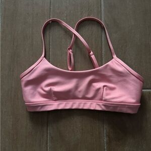 Alo yoga airlift bra in strawberry lemonades